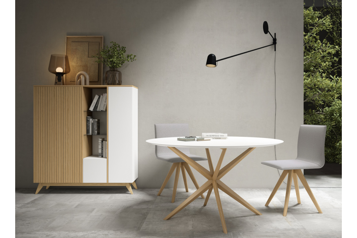Mueble aparador moderno y mesa con sillas de comedor de Bocubi Mobiliario colección Ilusion Brave 10