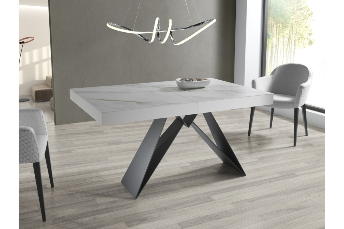 Mesa de comedor extensible tapa porcelánico y pata central metálica con diseño moderno modelo Stato de Indesan