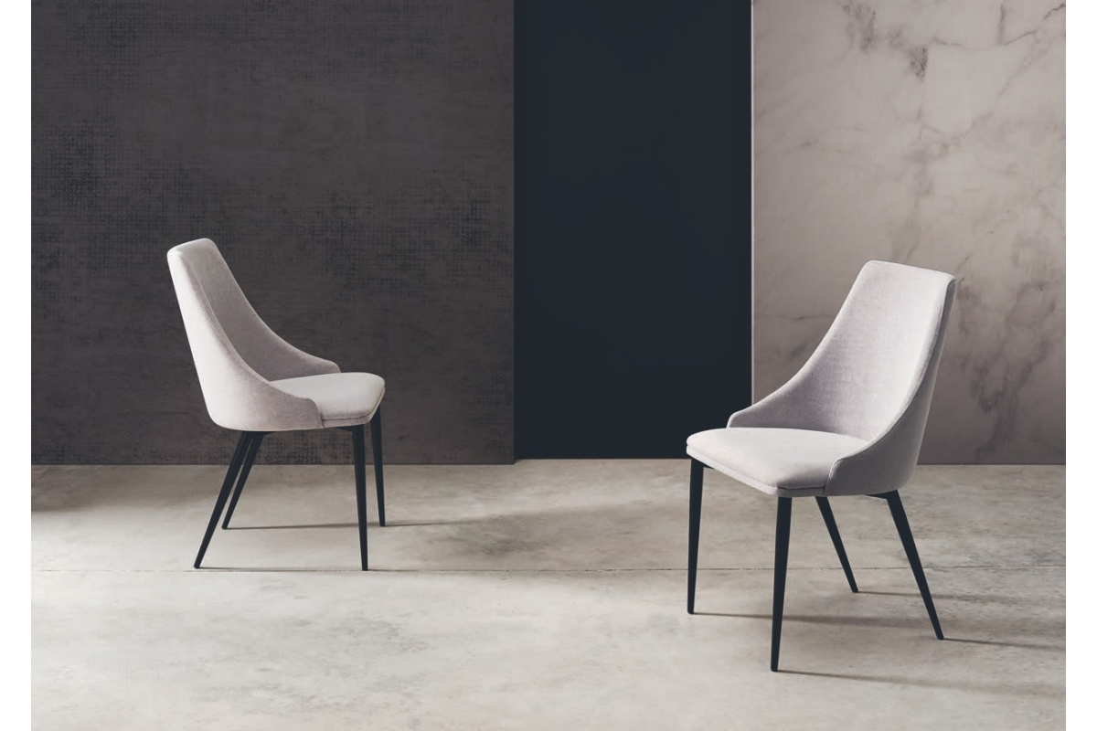 Silla tapizada moderna de comedor modelo Triana de Funcional Mobiliario Altair
