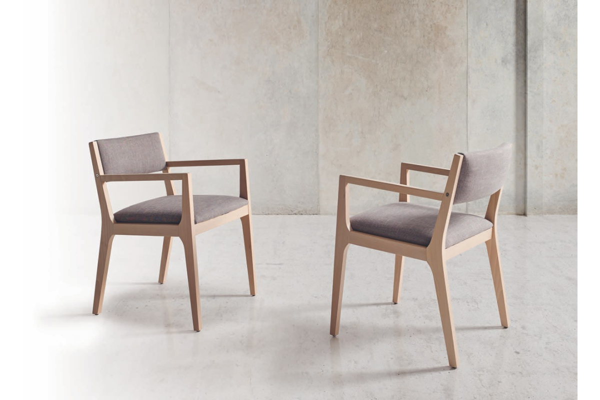 Sillón tapizado moderno de comedor modelo Inou de Funcional Mobiliario Altair