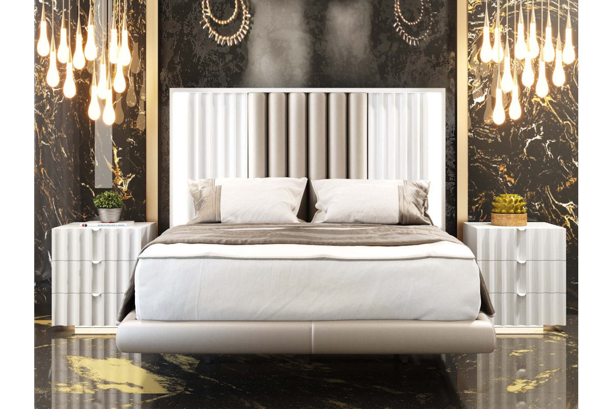 Detalle dormitorio de matrimonio con diseño moderno de Franco Furniture BD20
