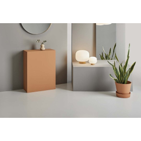 Lámpara de sobremesa moderna minimalista Bulbo ref.4002 de la firma Massmi en Valencia