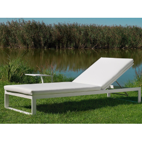 Tumbona modelo Nerja para la terraza o el jardín de Arkimueble