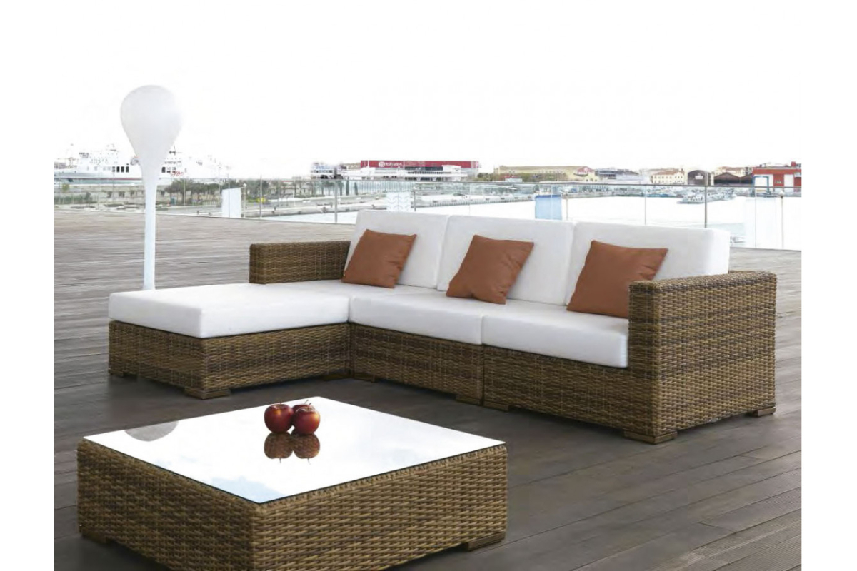 Sofá con chaiselongue de jardín modelo Dakar 136 de la firma Arkimueble