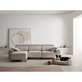 Sofá chaiselongue con diseño moderno modelo Flow con asientos extraíbles de carro de Reyes Ordoñez