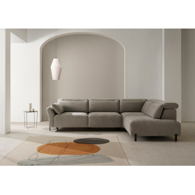 Sofá rinconera moderna modelo Aloe con asientos deslizantes de carro y con diseño minimalista de Reyes Ordoñez