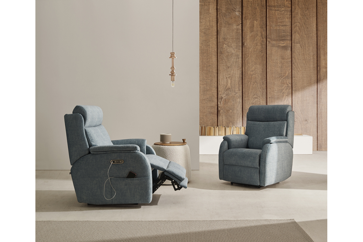 Sillón moderno de relax con apertura eléctrica modelo City de Reyes Ordoñez