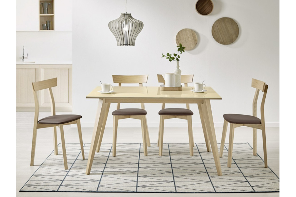 Mesa de cocina extensible moderna cristal modelo Nora de Velasco