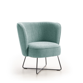 Sillón butaca moderna modelo Jake con diseño minimalista de Reyes Ordoñez