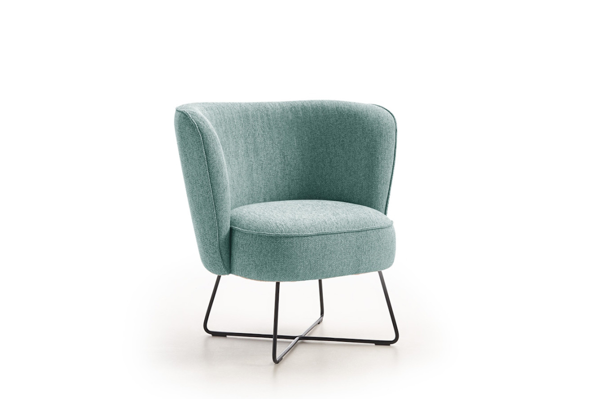 Sillón butaca moderna modelo Jake con diseño minimalista de Reyes Ordoñez
