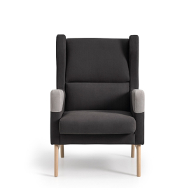 Sillón butaca Orejero clásico modelo Norik de Reyes Ordoñez