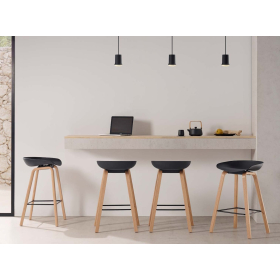 Taburete de cocina de Polipropileno con diseño moderno modelo Turín de Velasco