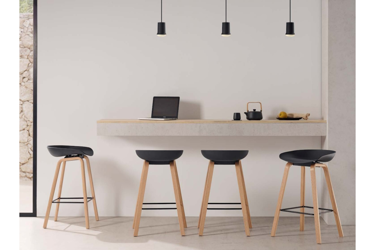 Taburete de cocina de Polipropileno con diseño moderno modelo Turín de Velasco