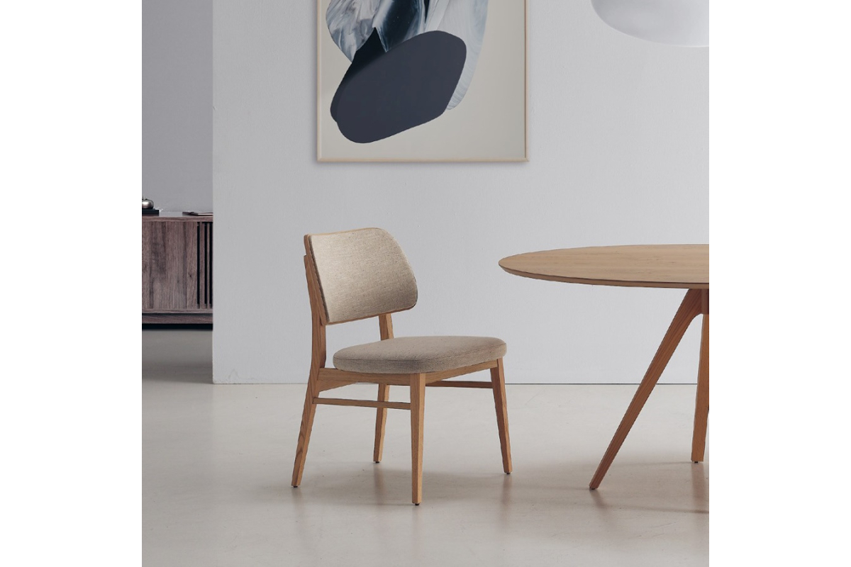 Silla comedor con diseño moderno modelo Meta de Modesto Navarro