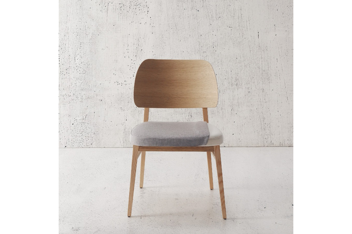 Silla de comedor con diseño moderno modelo René de Modesto Navarro