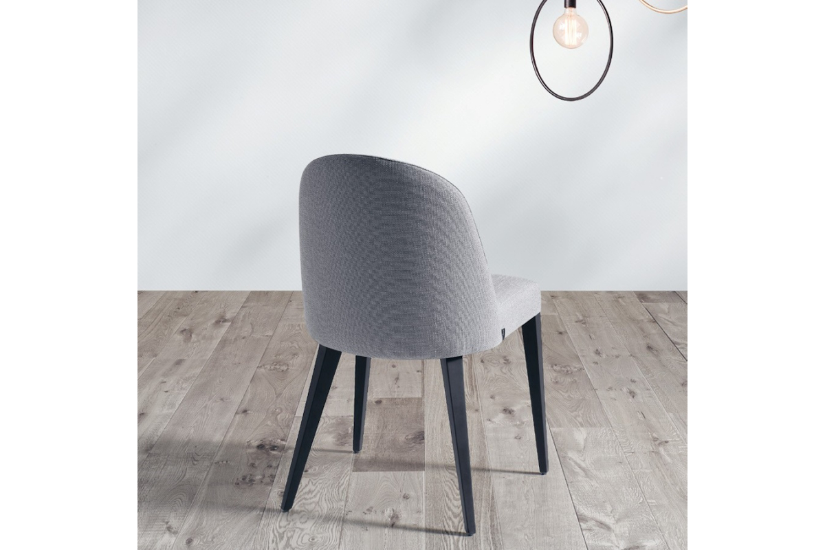 Silla de comedor con diseño moderno modelo Roc de Modesto Navarro
