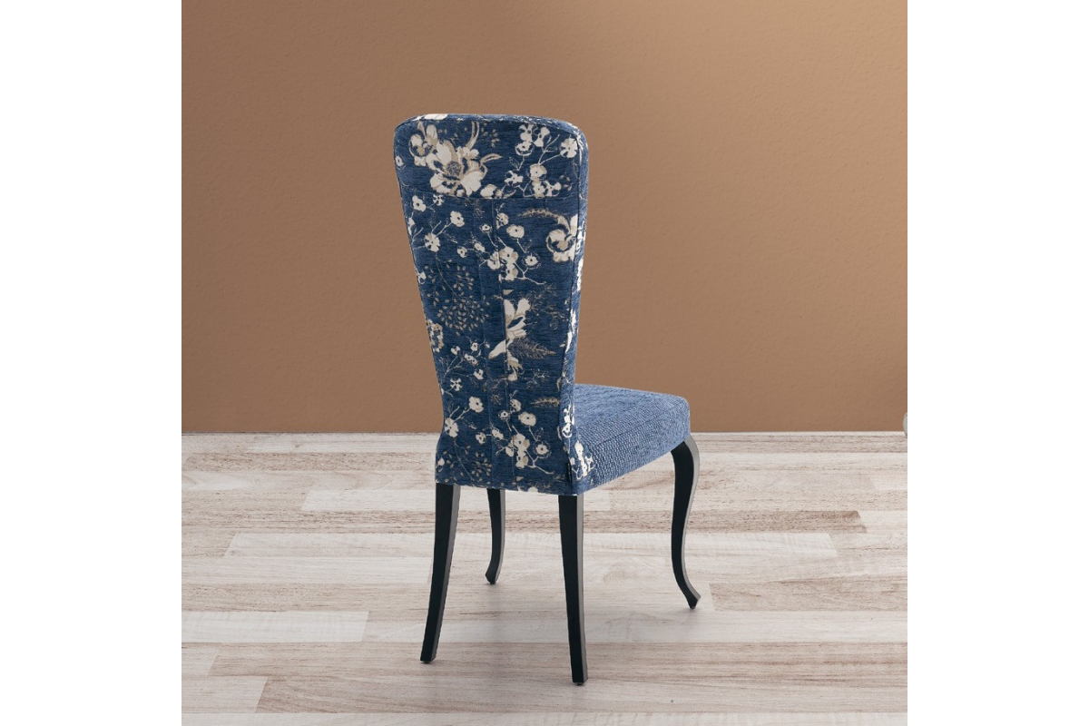 Silla de comedor con diseño clásico modelo Linda de Modesto Navarro