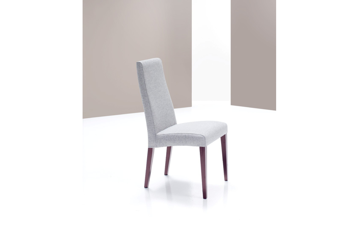 Silla de comedor moderna modelo Betty de Modesto Navarro