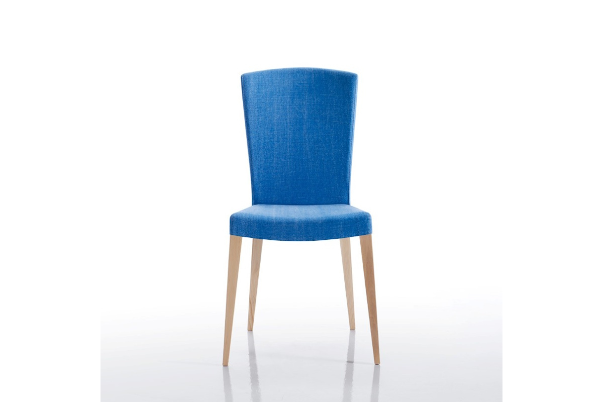 Silla de comedor con diseño moderno modelo Archy de Modesto Navarro
