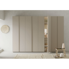 Armario de puertas batientes con diseño moderno de Lagrama adapta 04