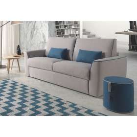 Sofá cama con diseño moderno modelo Selfie con apertura italiana de Afos sofás
