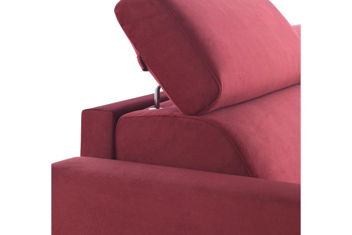 Sofá cama con diseño moderno y detalle cabezal italiano modelo Cardiff con apertura italiana de Zarda