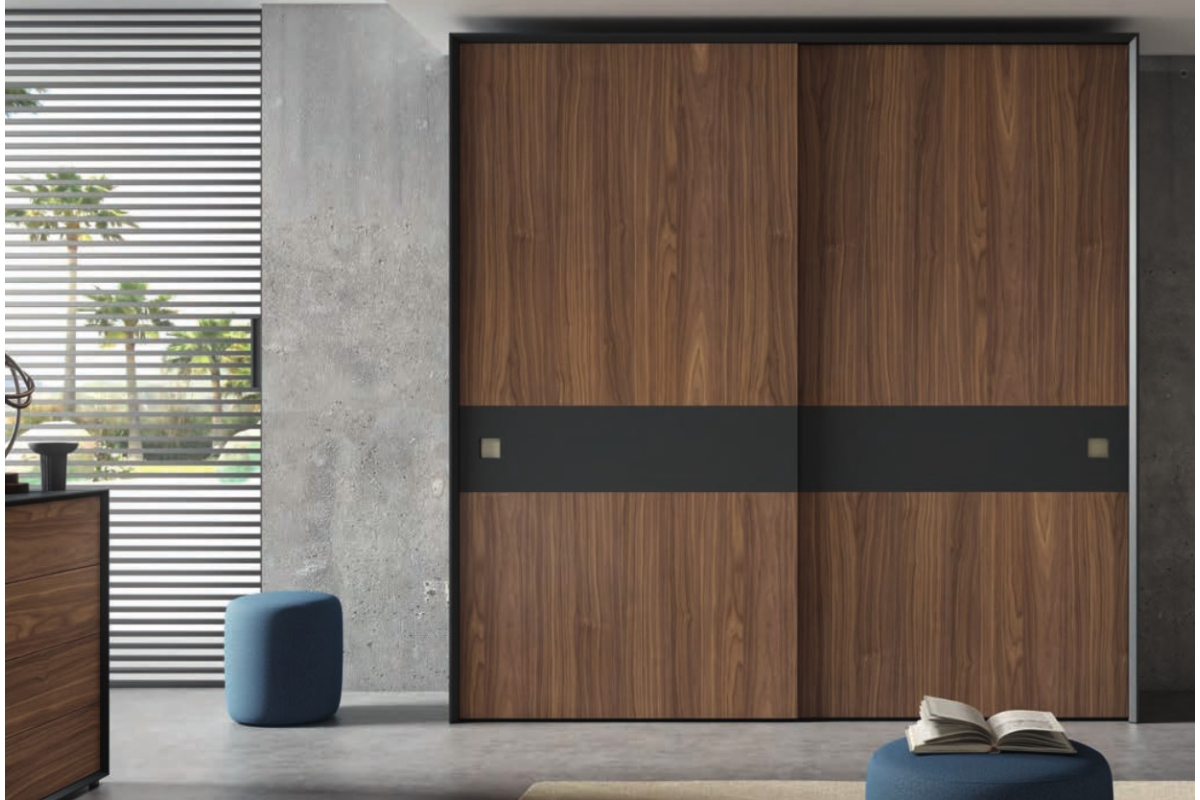 Armario de puertas correderas con diseño moderno de Bocubi modelo Heros