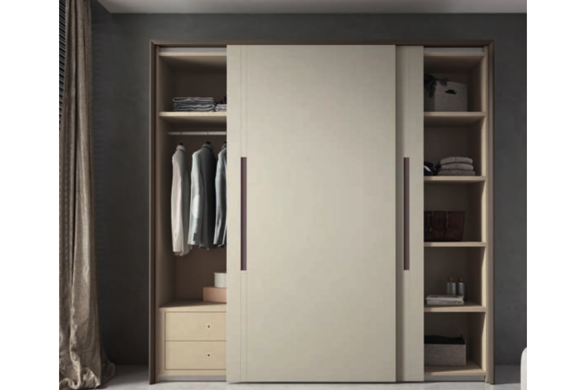 Armario de puertas correderas con diseño moderno de Bocubi modelo Selene