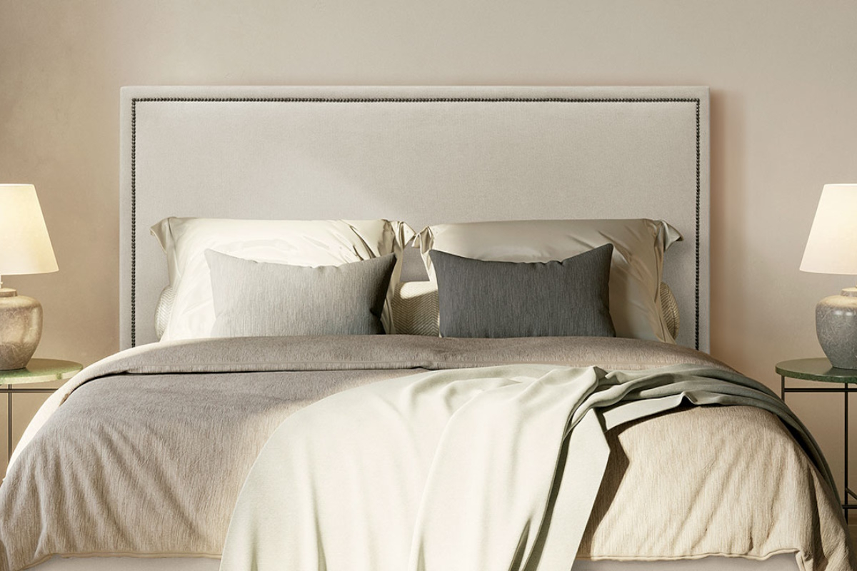 Cama tapizada moderna con canapé modelo Roma de La Premier