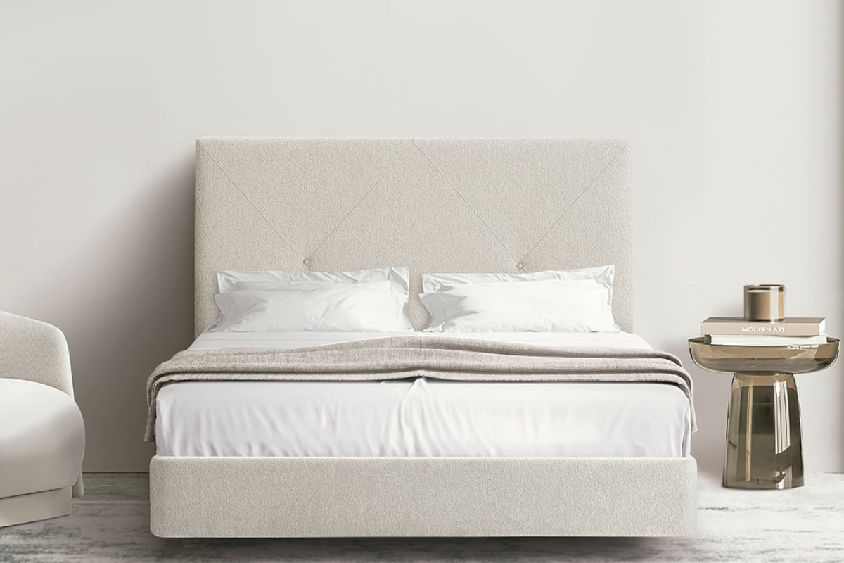 Cama tapizada moderna con cabezal modelo Tokio de La Premier