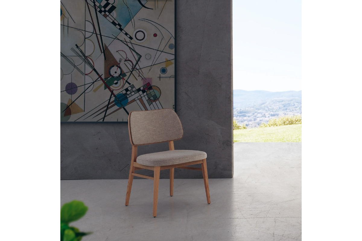 Silla de comedor con diseño moderno modelo Nova de Modesto Navarro