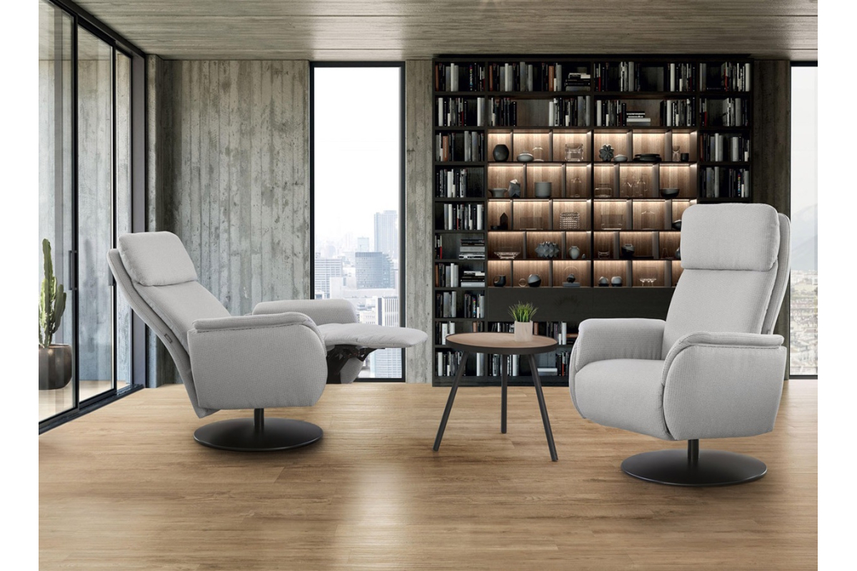 Sillón moderno de relax apertura manual o eléctrico modelo Ifni con diseño minimalista de Pedro Ortiz