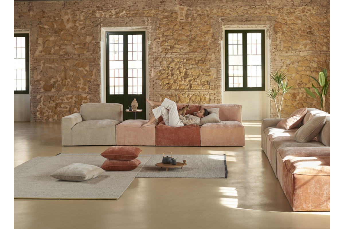 Sofás modular con diseño moderno modelo Baobab de Reyes Ordoñez
