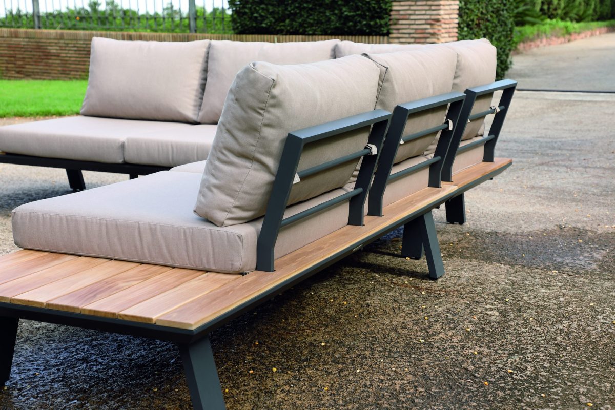 Sofá rinconera de jardín modelo Lagos de la firma Arkimueble